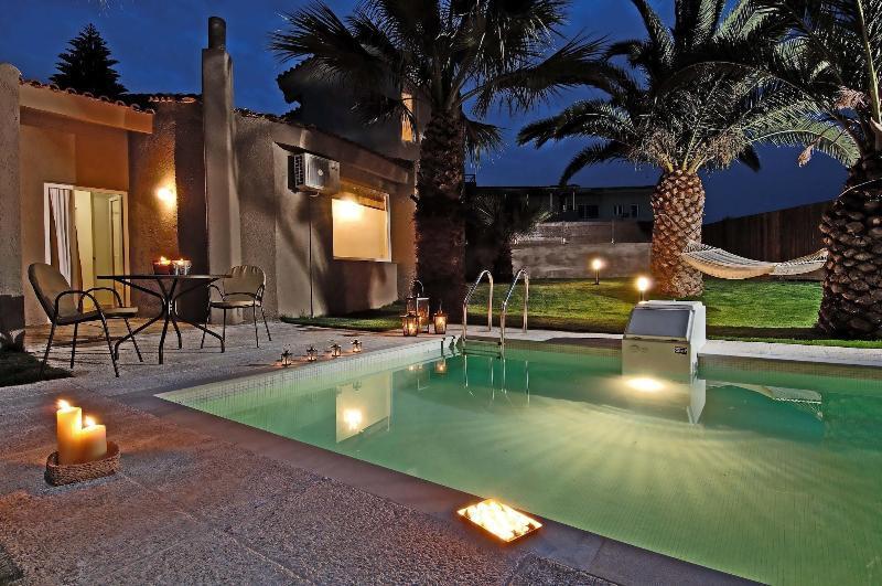 Paradise Island Villas Херсониссос Экстерьер фото